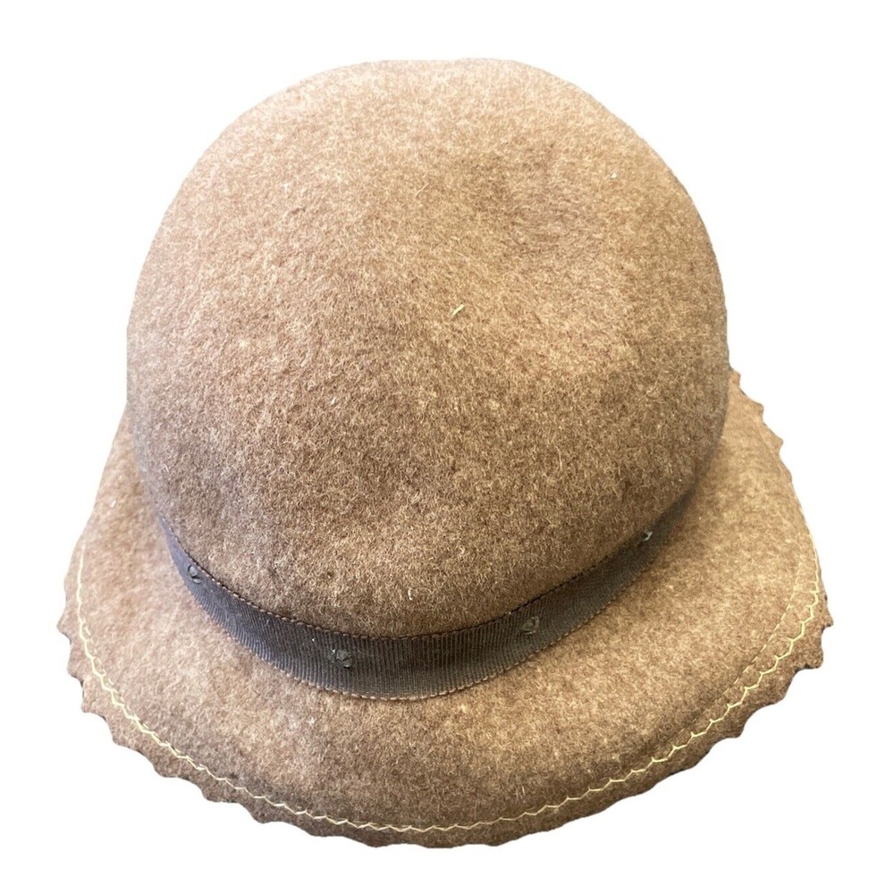 Neumann Endler Brown Hat With‎ Rhinestones
